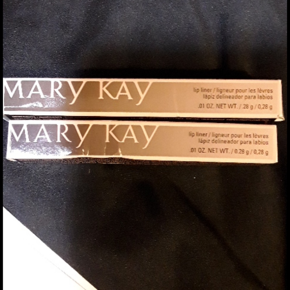 Mary Kay lip liner